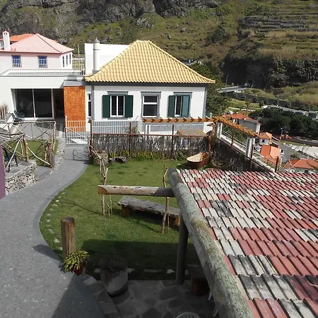 Villa A Casa Estrelicia-Dourada Garces São Vicente Esterno foto